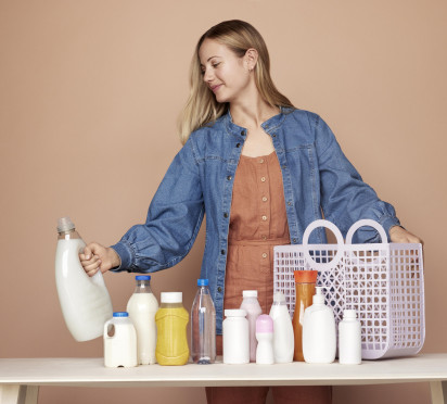 Plastic packaging in shopping situation