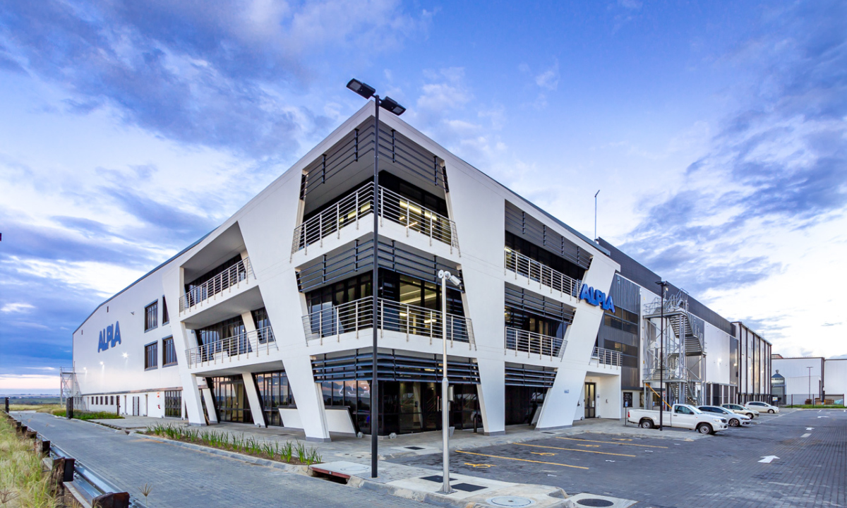 ALPLA consolidates five production sites into a new state-of-the-art manufacturing facility in Lanseria, South Africa, in 2022.